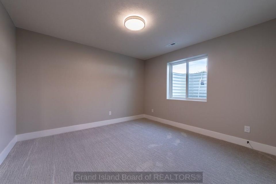 3760 lilac ln grand island  ne 68803 d 3