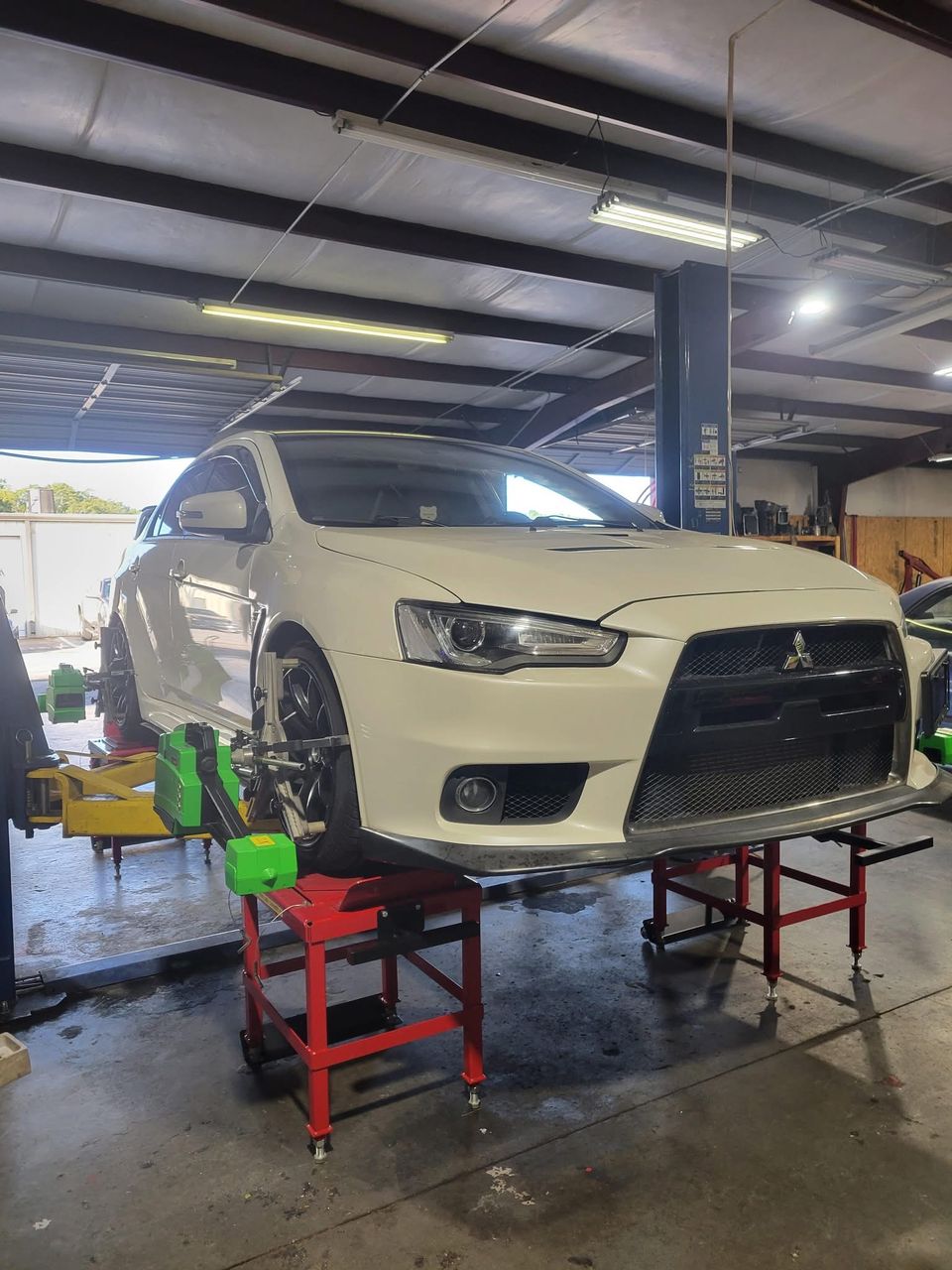 2012 Mitsubishi evo viii came into elite tech auto for a tune up