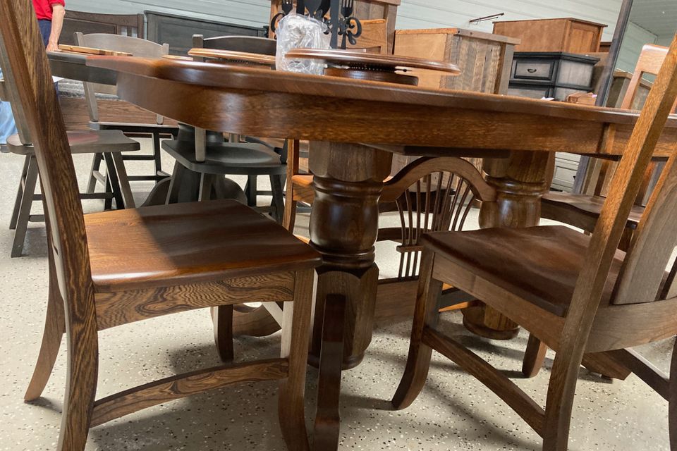 Dining 11