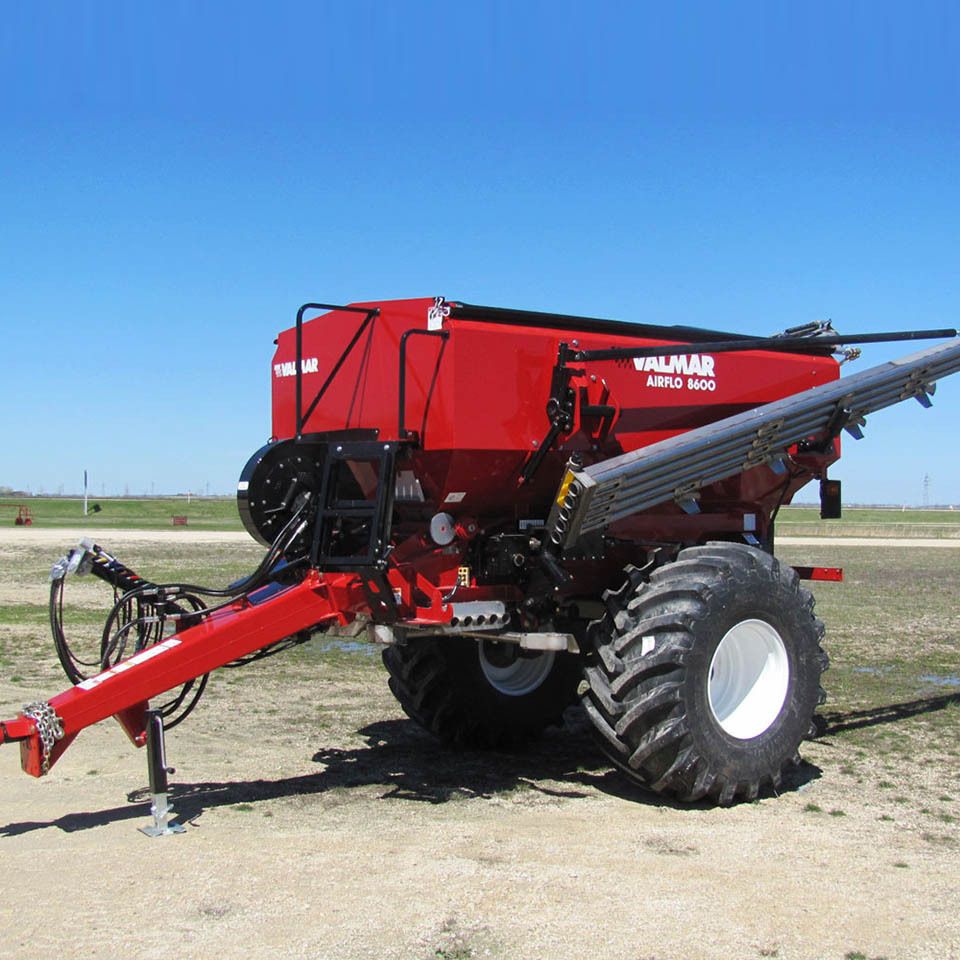 Valmar 8600 fertilizer spreader