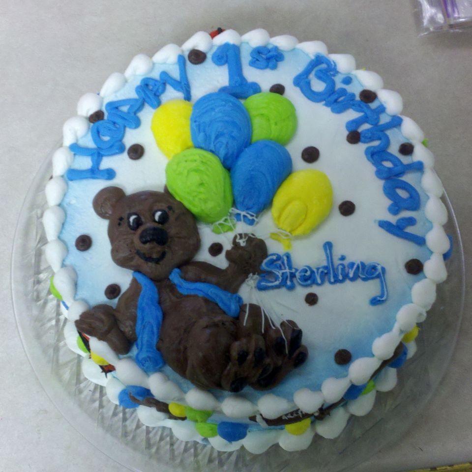 Cakes birthday 14820180612 32100 1b4g76v