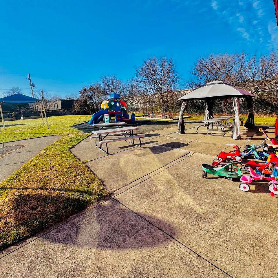 Starzone daycare and learning center outside  back 01