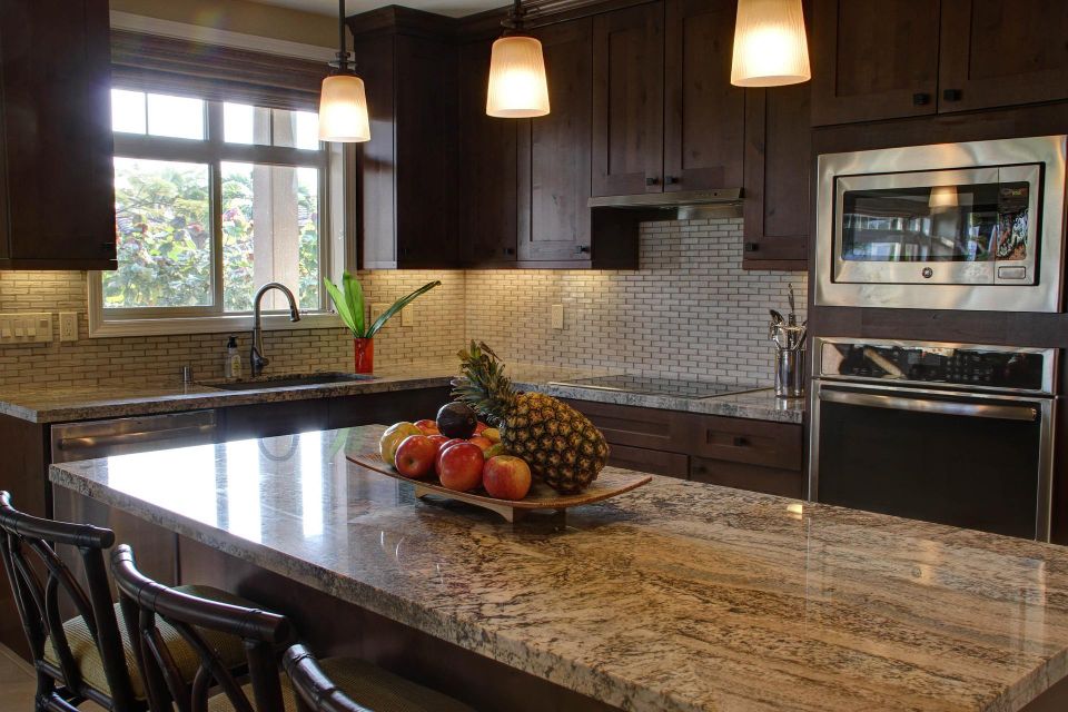 Cary-Cream Kitchen Cabinets - Kitchen Remodeling Bathroom Remodeling -  Fusion Home