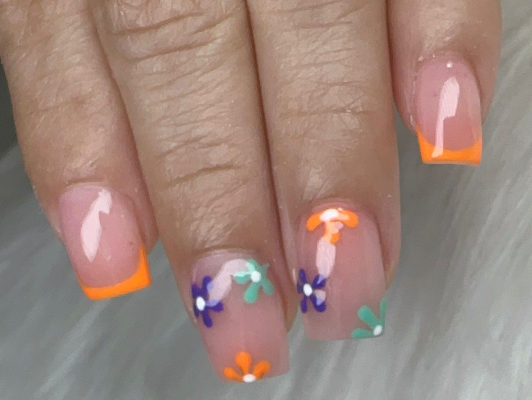 Ainoa's Nail Design - High-Quality Nail Products