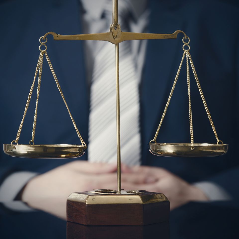 Lawyer 1