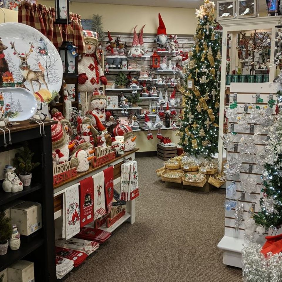 Chirstmas decor palmyra old forge gift shoppe
