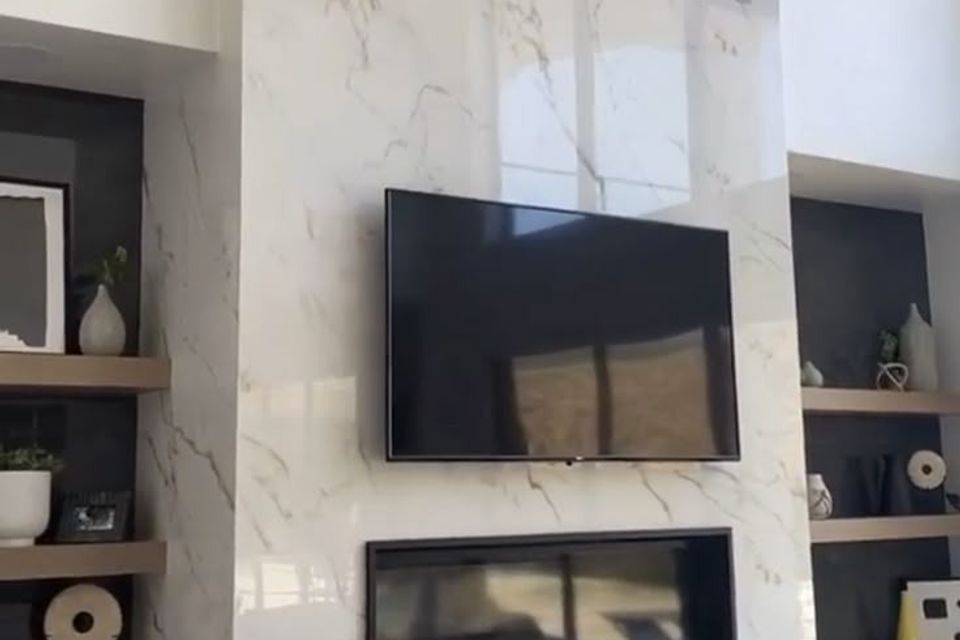 1000009353