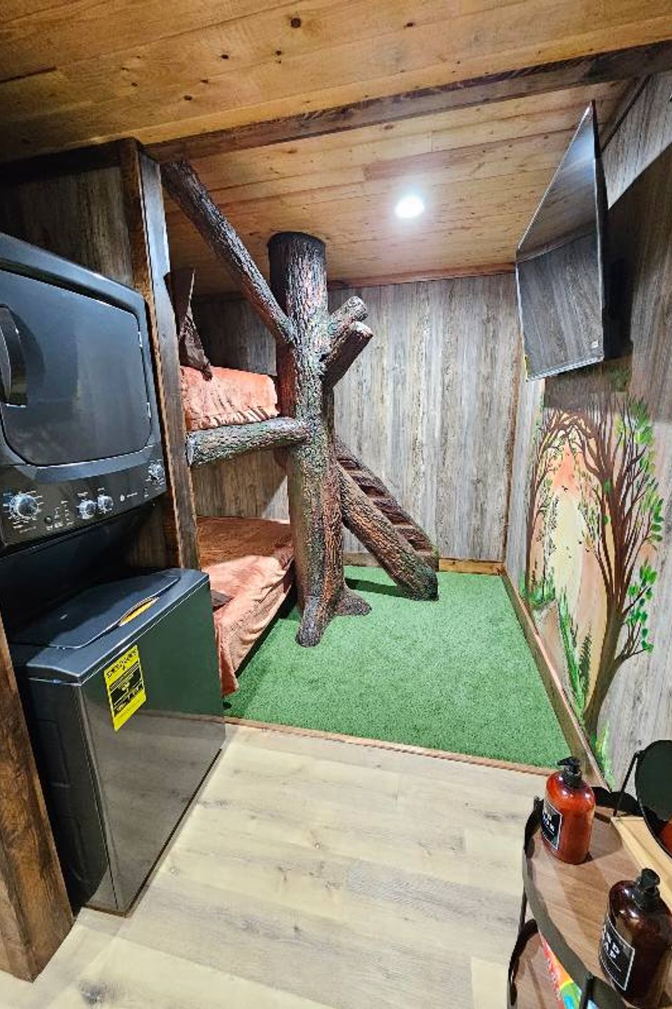 Unit d bunkbeds