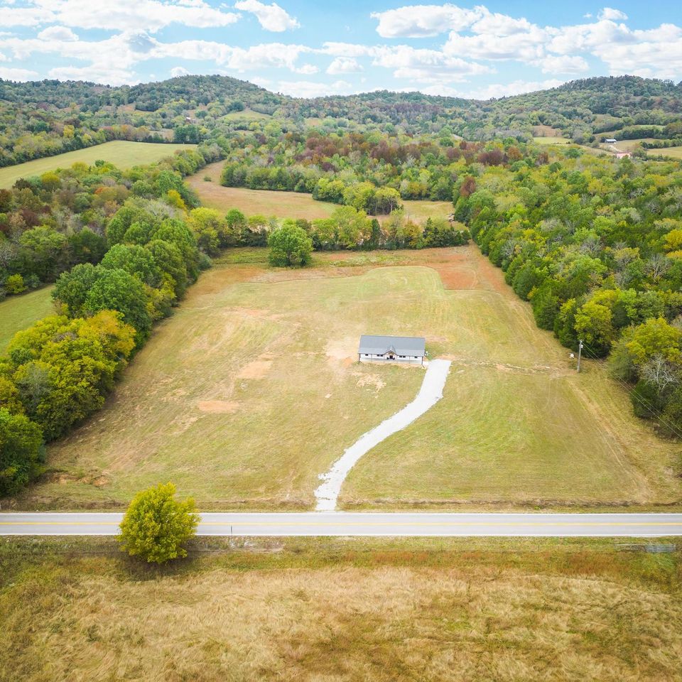 2586 brown shop rd 6