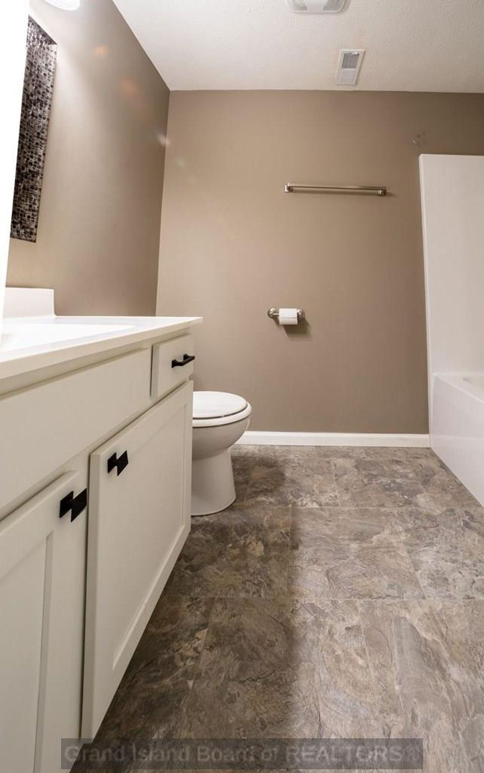 2104 ebony lane grand island d 3