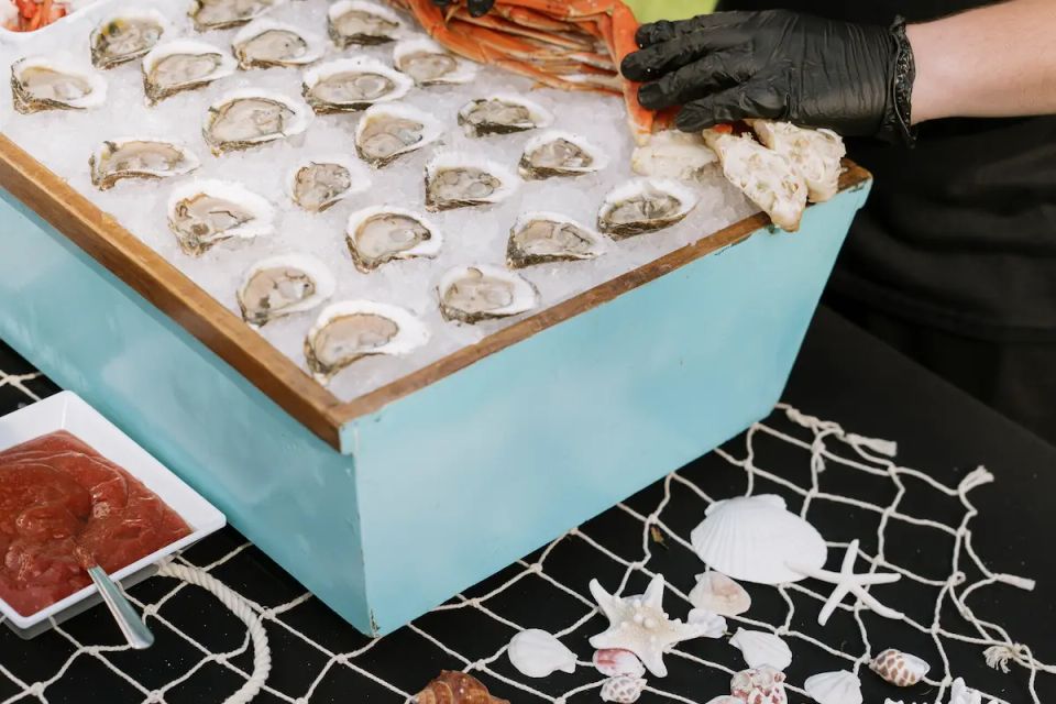 Clams and crabs, raw bar, catered by Shore2Shore Shucking of Long Island