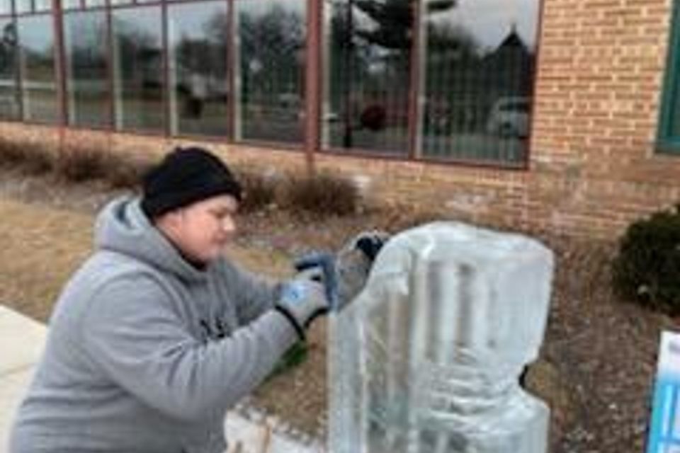 Ice carving 2025 20