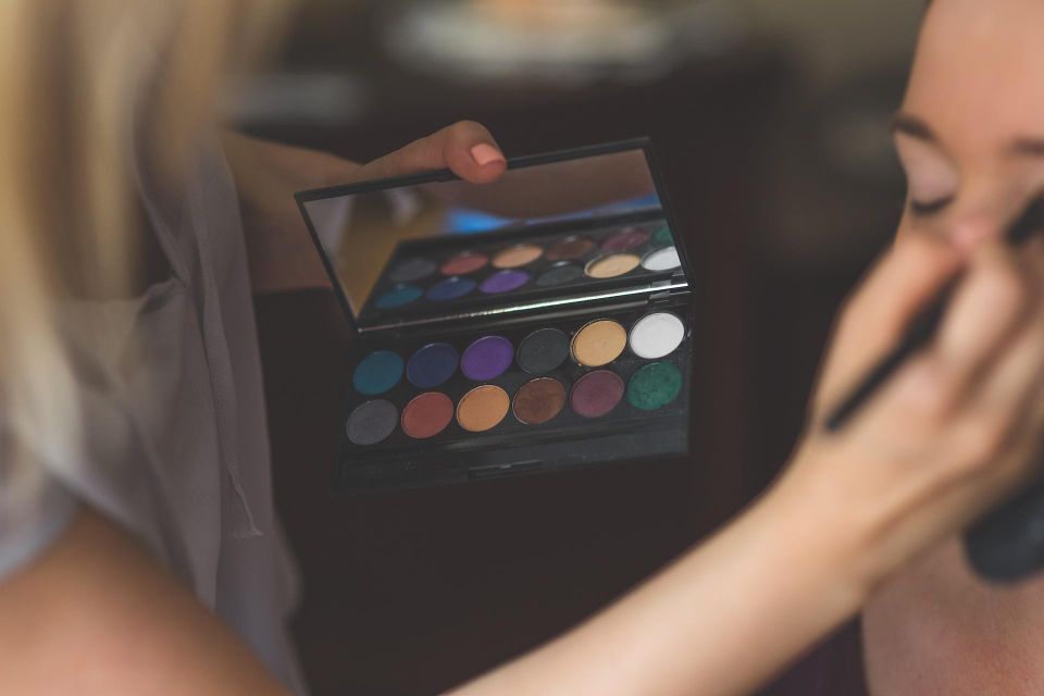 Makeup g5046aa1ea 1920