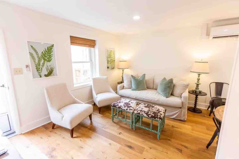 Apartment2 sittingroom