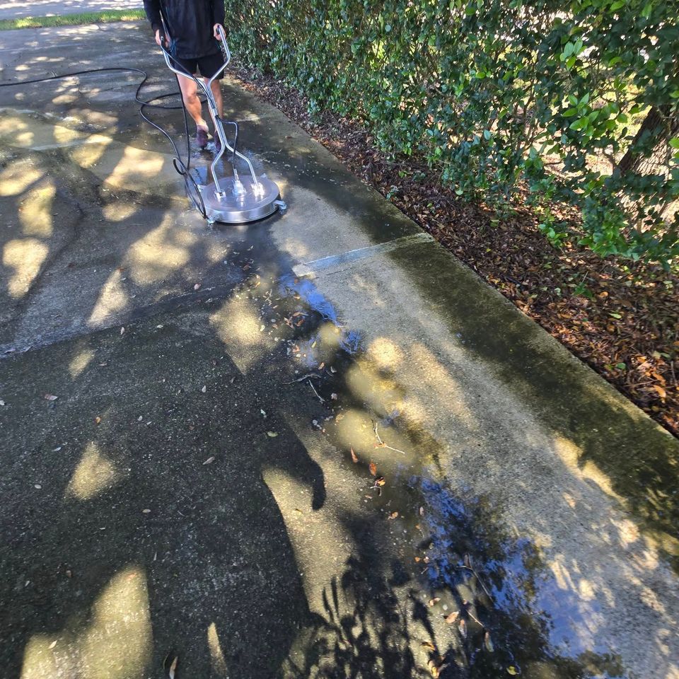 Pelican gutters pressure washing3