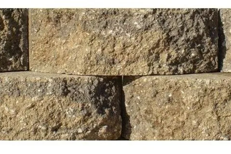 Cottage stone fieldstone