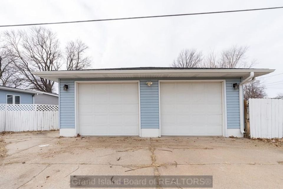 512 e 19th st grand island c 9