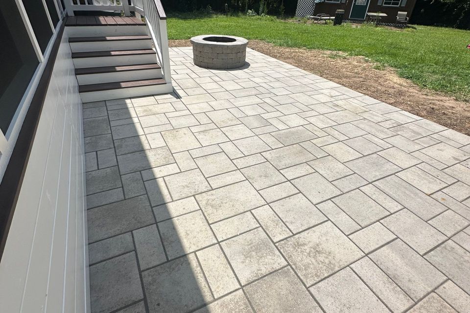 hardscaping pavers and fire pit, ers construction hardscaping services