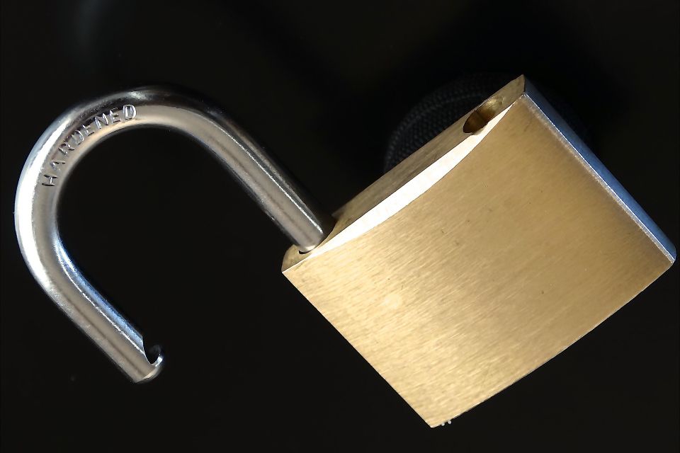 U lock g12624fcd1 1920