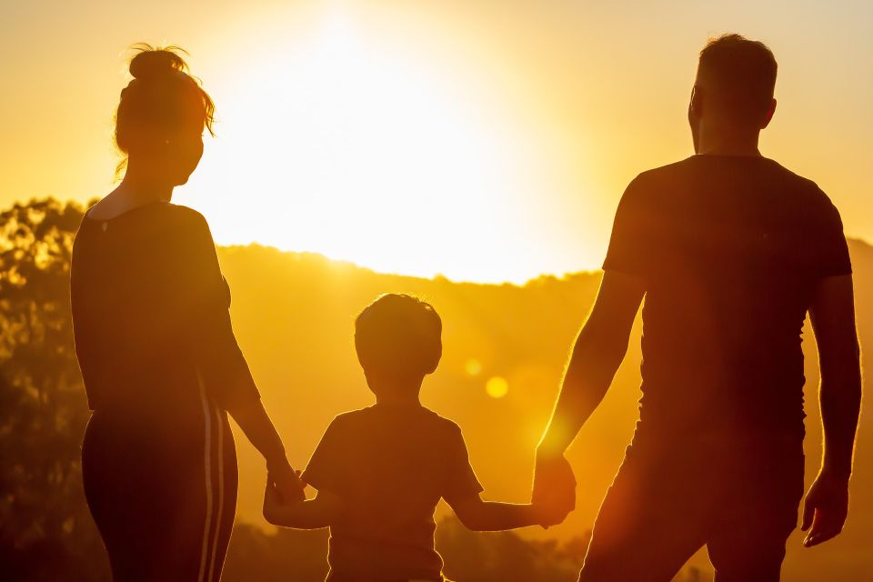 Family ge6028082b 1920