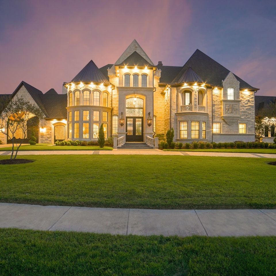 Exterior home lighting