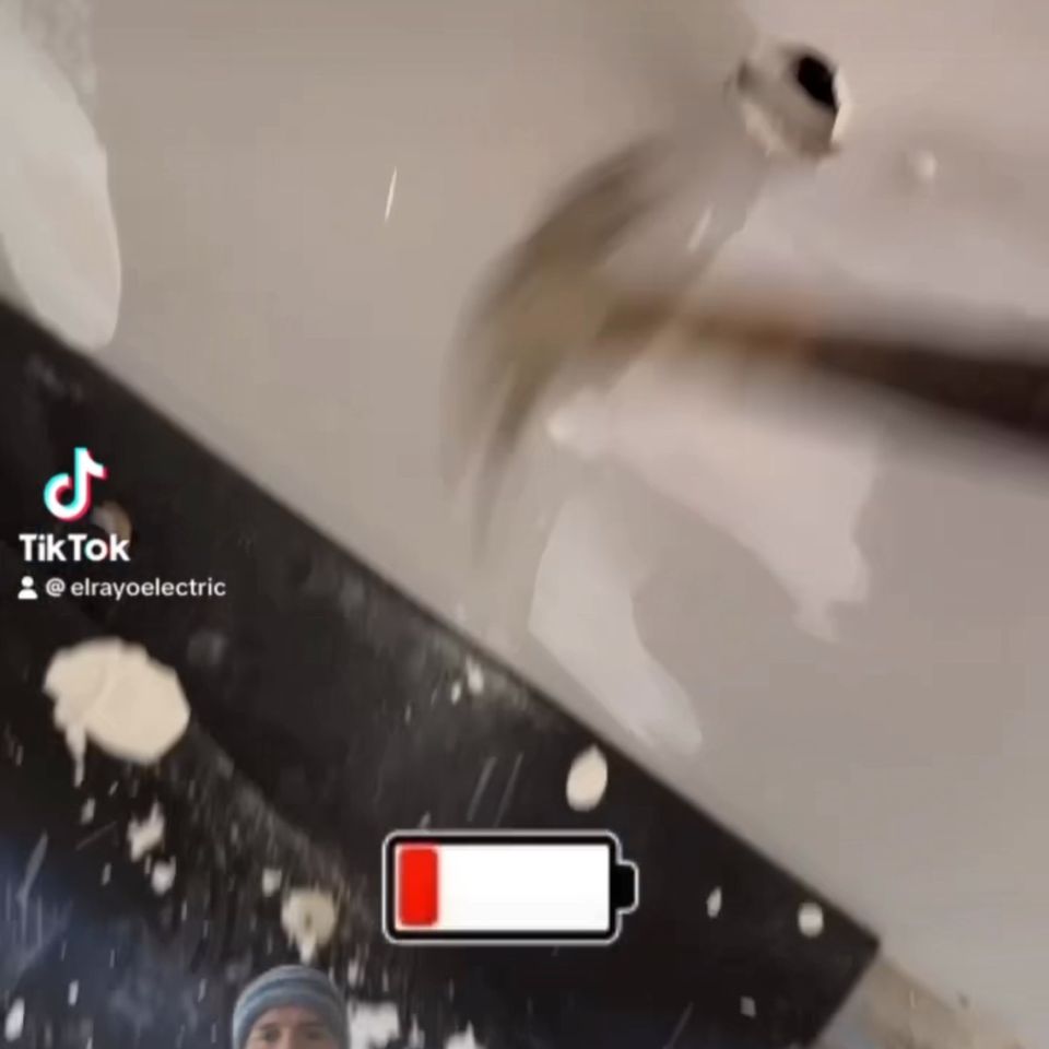 457403609 765694045569693 1294323885236380774 n