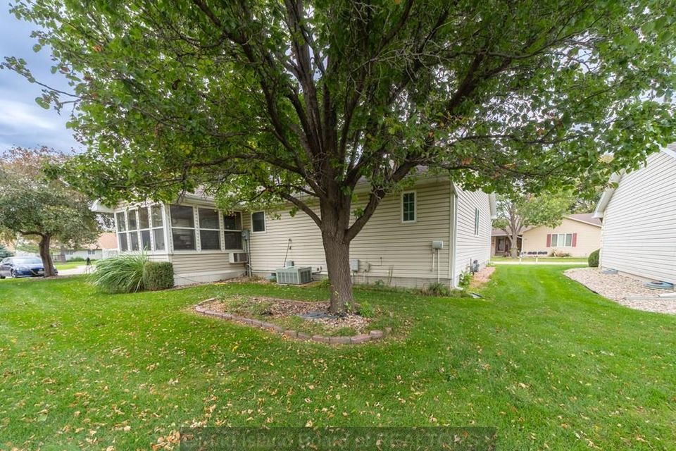15 via trivoli grand island  ne 68803 d 4
