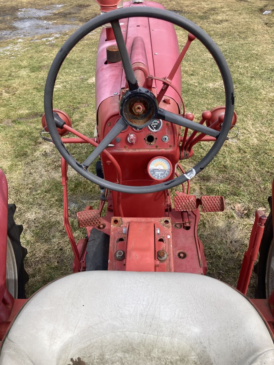 Farmall 450 seat view