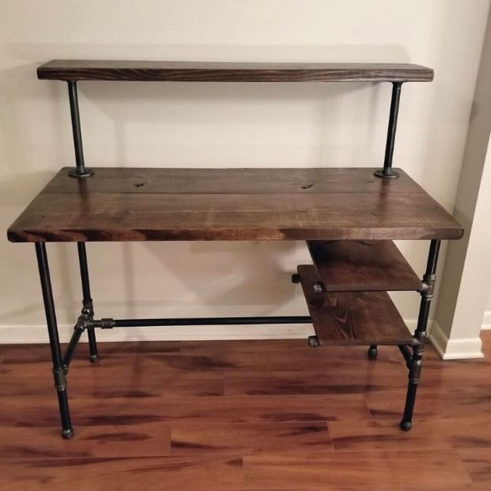 Desk2