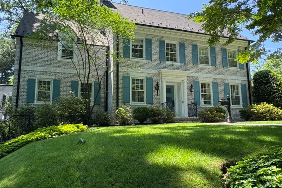 7ff93216 e657 4058 98de 74a3bacc5eb6 1 105 c