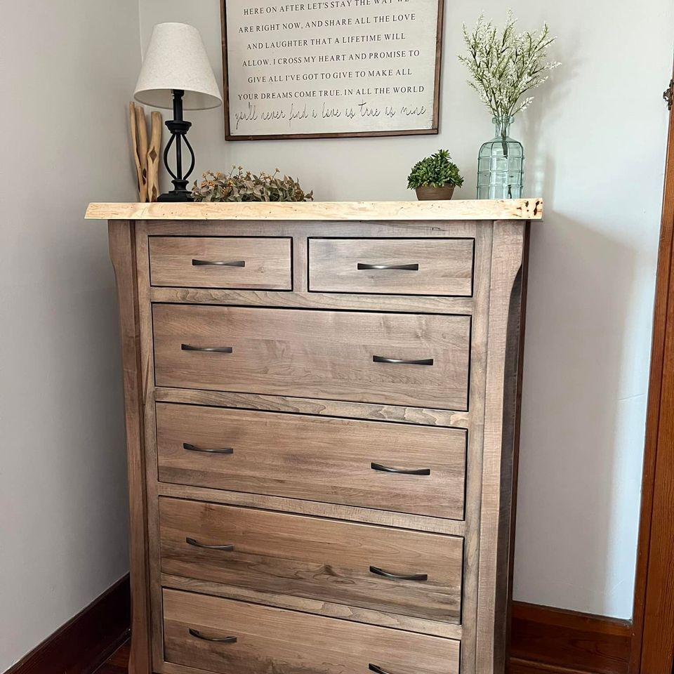 Heirloom Furniture & Gifts custom Amish dresser