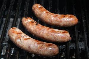 Bratwurst   cheddar
