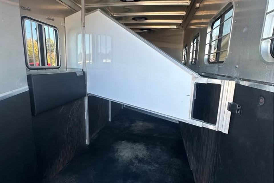 577053832 25734140476188525 2161278607904486797 n