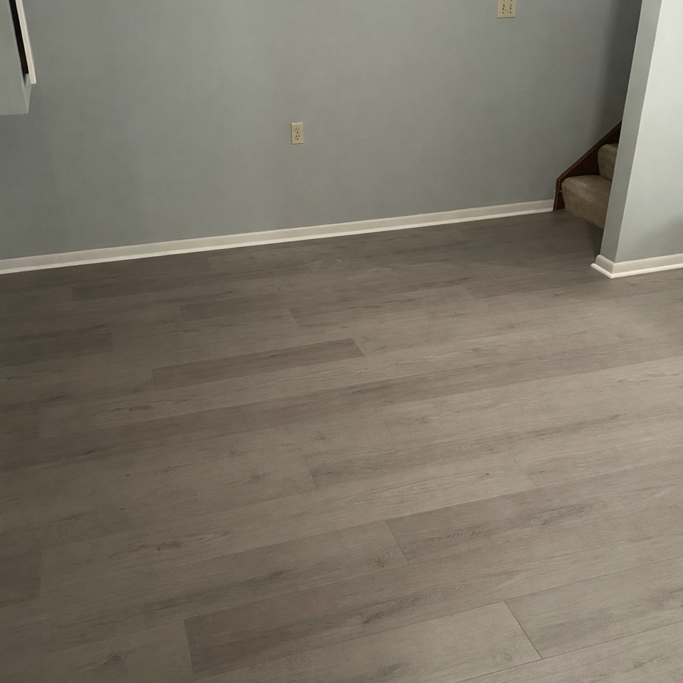 Laminant vinyl flooring installation done by Siti Floors of Northeast Ohio