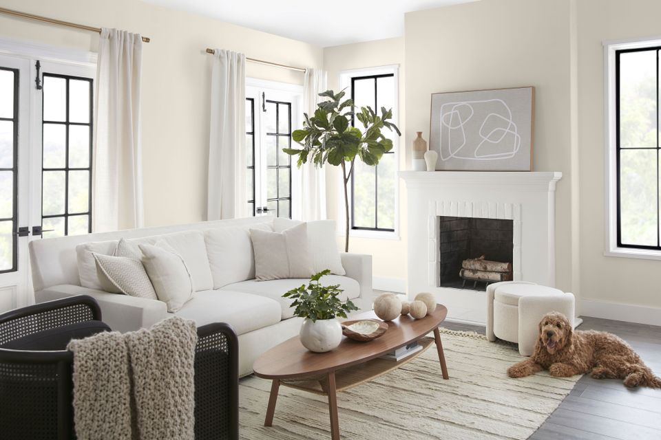 Behr livingroom km 004 cottonknit 8a73e4b0ebc54f74b6098bdf3696c5fc