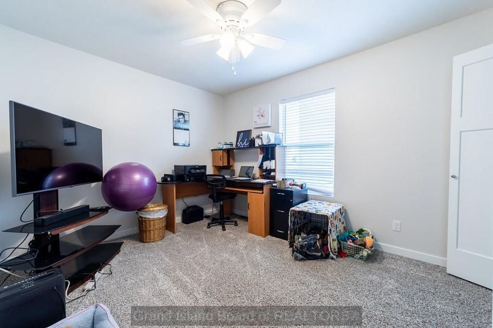 944 e 19th st grand island ne 68803 b 4