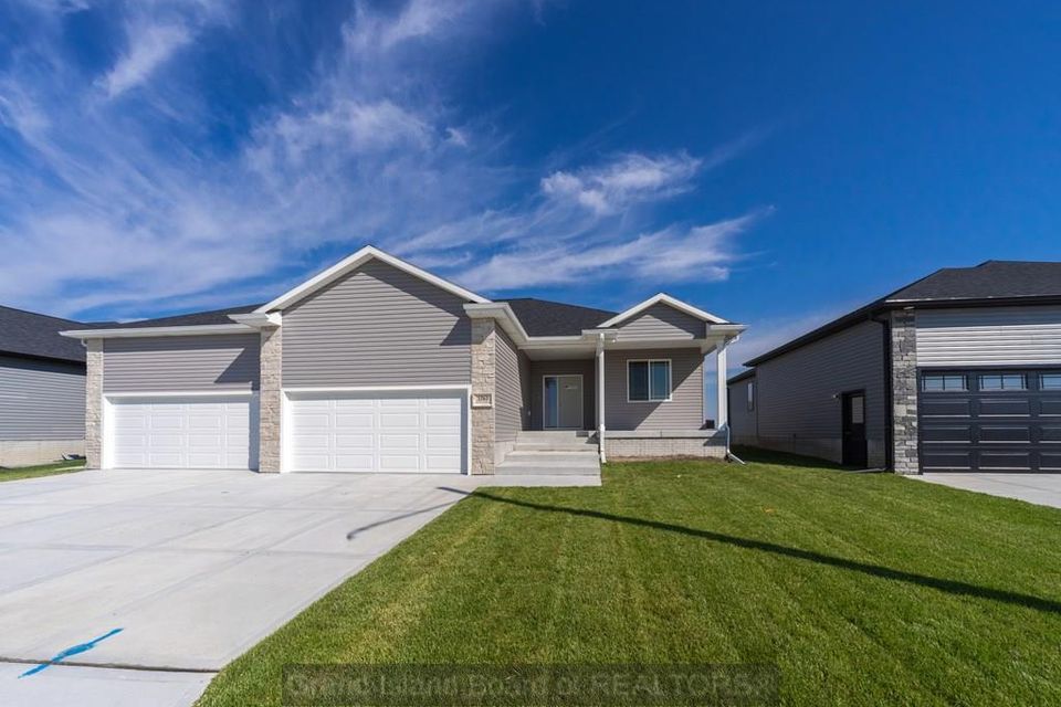 3760 lilac ln grand island  ne 68803 e 7