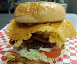 Mac and cheese burger street eats honolulu