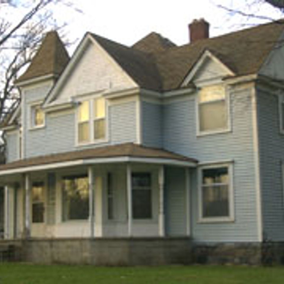 Straton house 444 w allegan