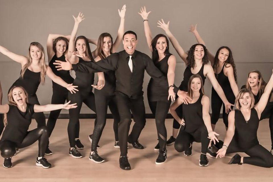 Claysmile dancers