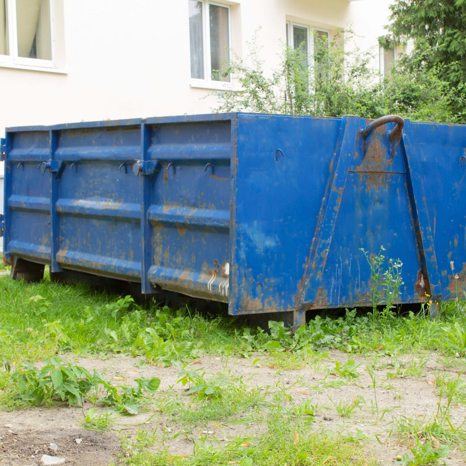 Construction waste collection container. Container for the removal of large waste