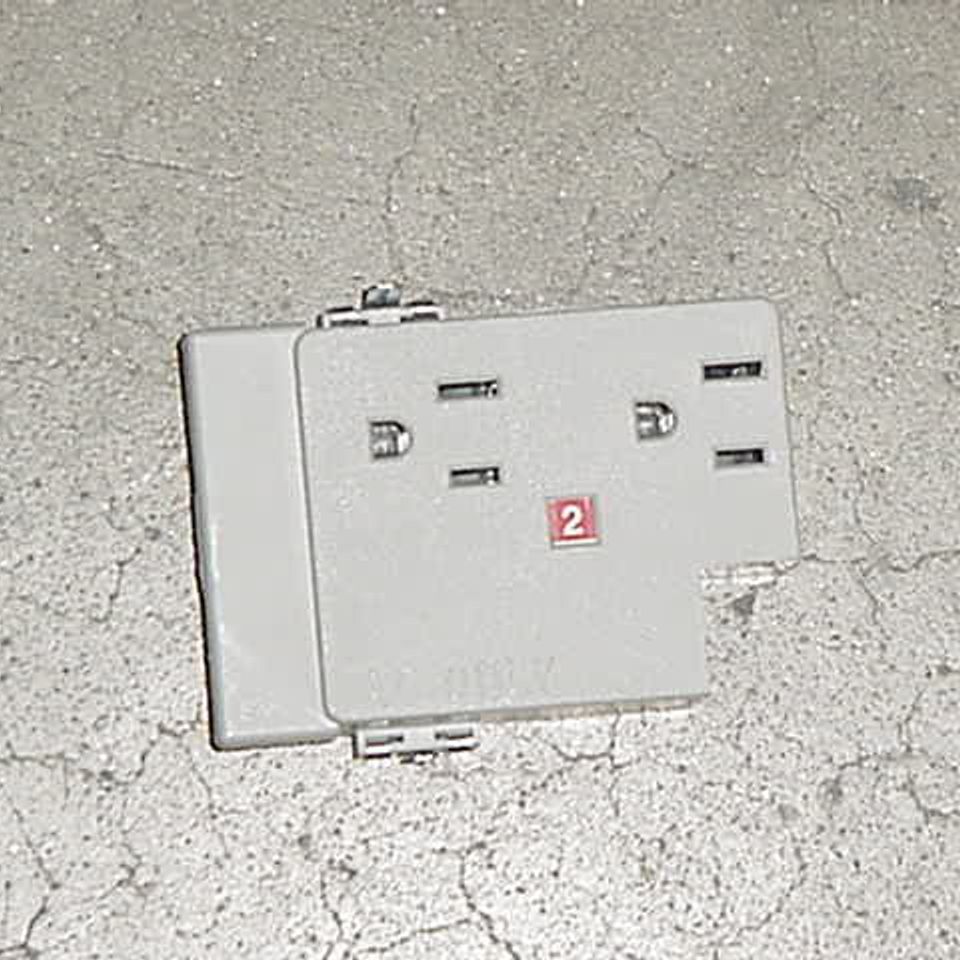 Haworth powerbase duplex receptacles pkg of 6 8