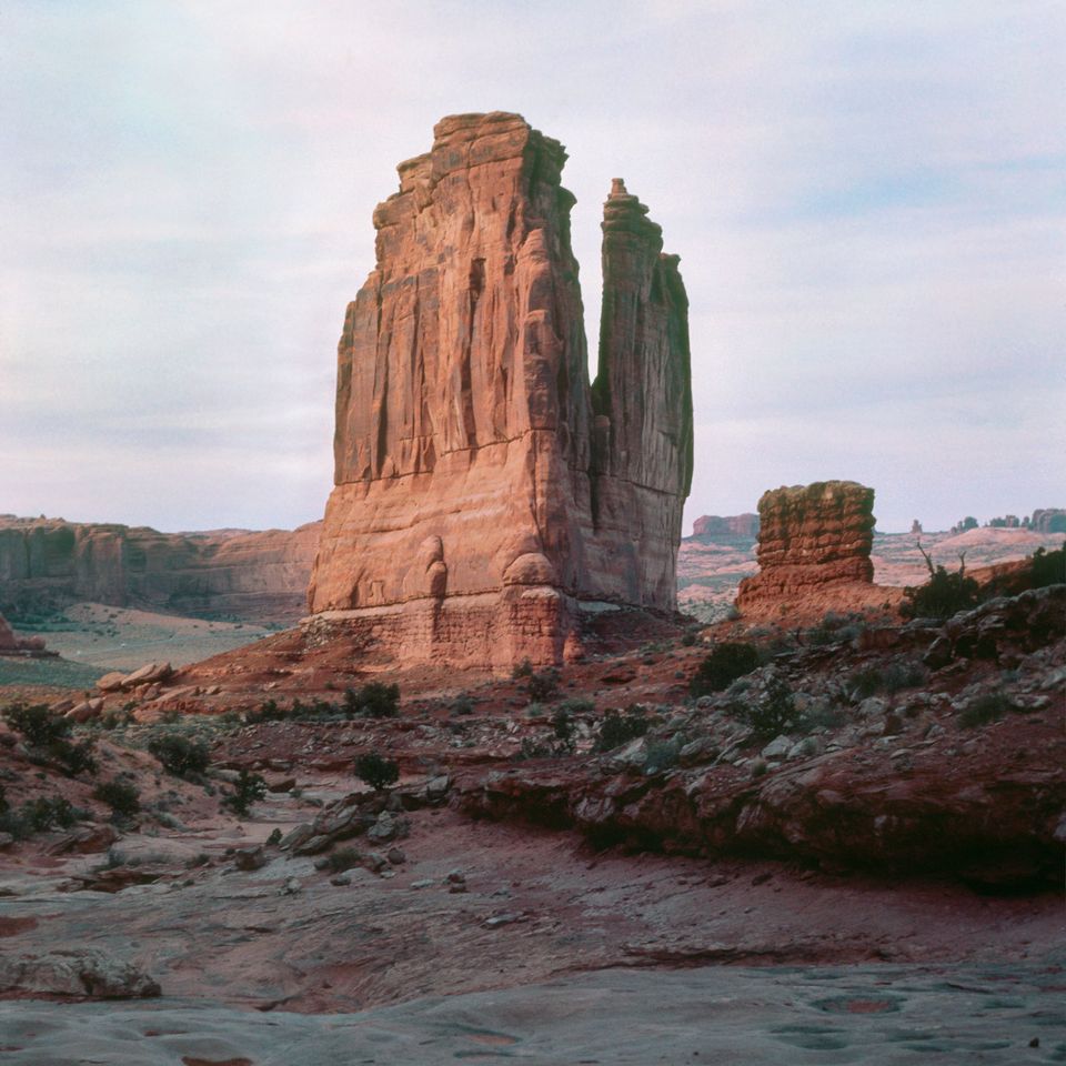 Arches two fingers 1 ret