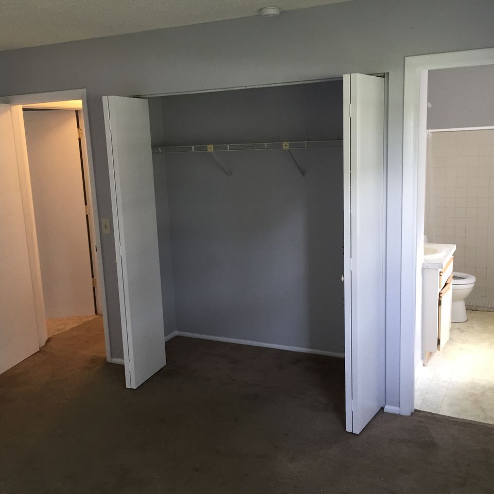 63 hickory master bed closet
