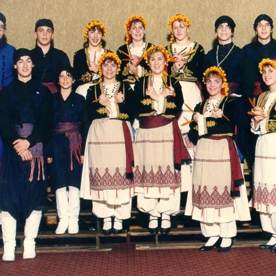 1988 fdf minoans pose