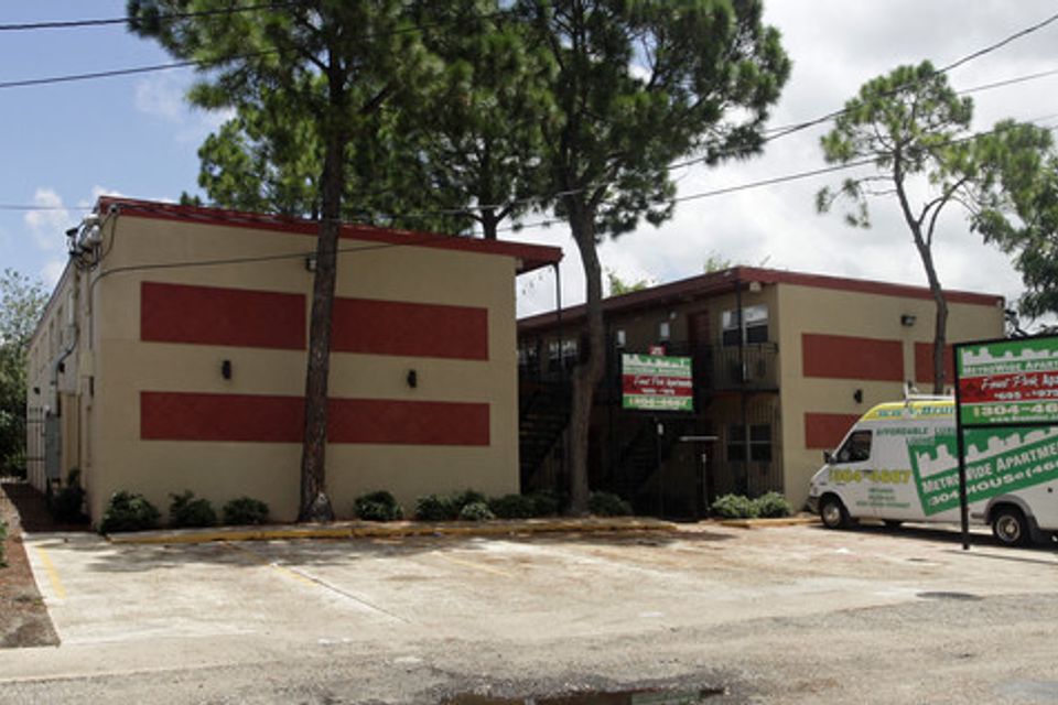 Forest park new orleans la building photo
