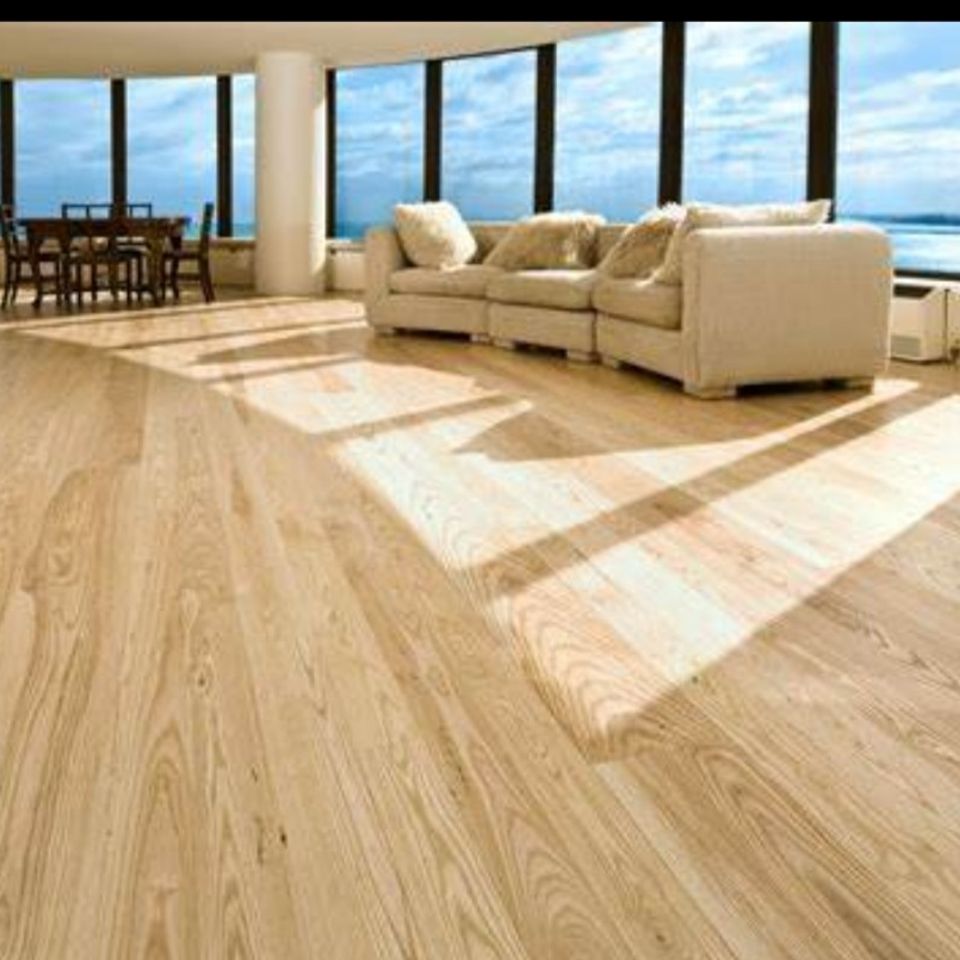 Floor studio12