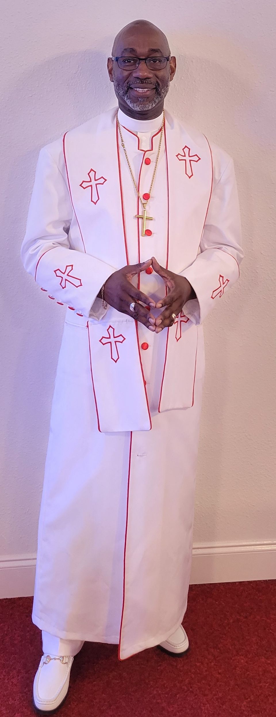 Pastor caison in 1st sun robe 3