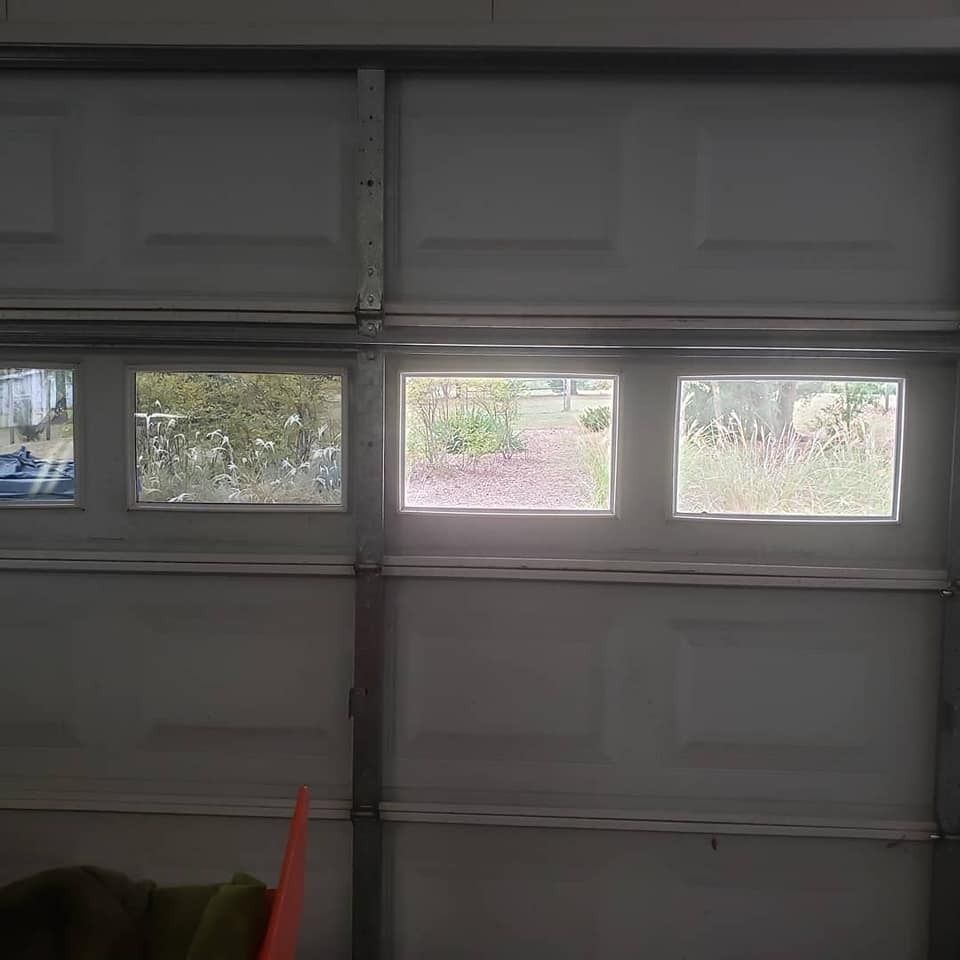 Garage door window tinting in graham