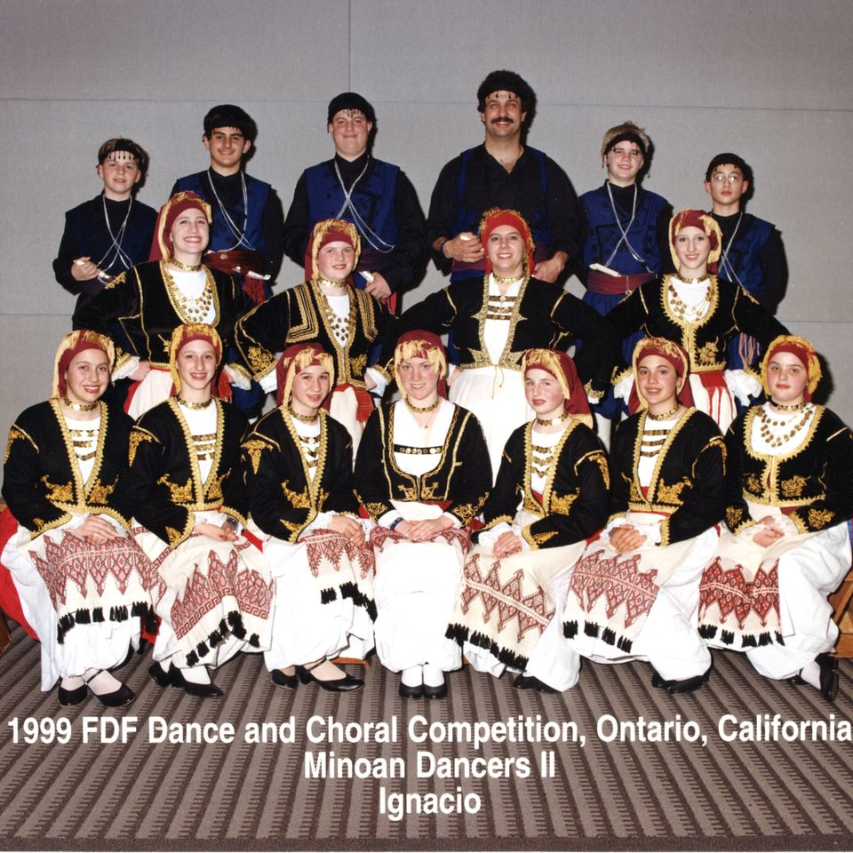 1999 mii cretan pose